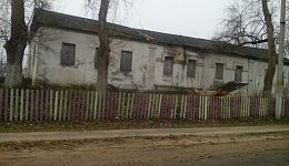 Здание бывшего сырного завода, аг. Щедрин