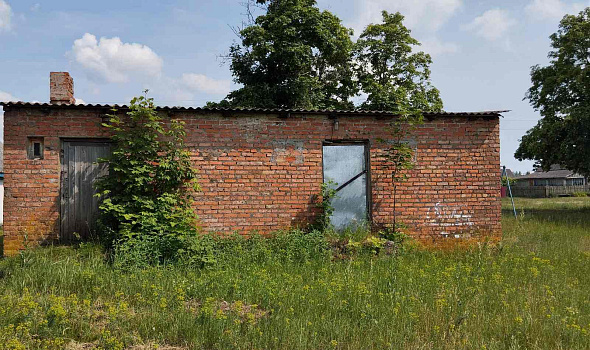 Здание магазина, д. Заболотье 