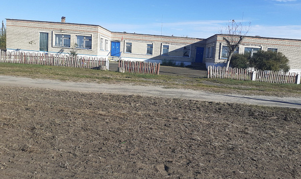 Здание Теребовского сельского клуба, д. Теребов, ул. Рыжкова А.А., 12