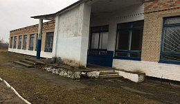 Здание клуба, д. Дворище, ул. Центральная, 46