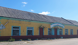 Здание магазина "Промтовары", д. Стрешин