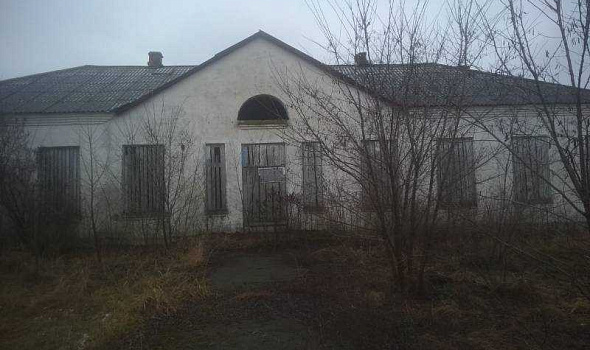 Здание школы, д. Белановичи, ул. Первомайская, 13
