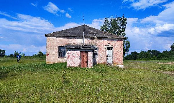 Здание магазина, д. Березки