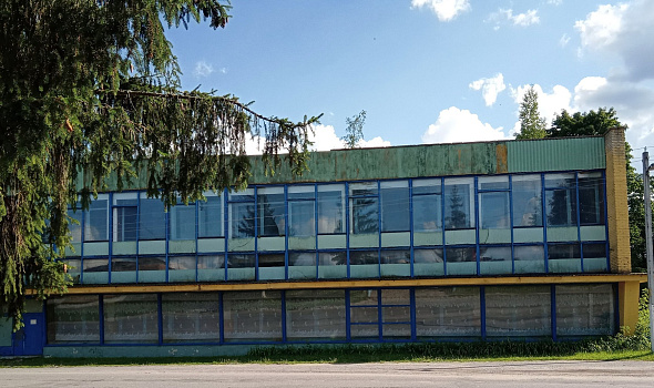 Здание магазина "Универмаг", д. Новоселки 