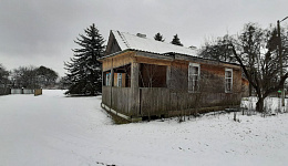 Административное здание, д. Ужинец, ул. Советская, 72