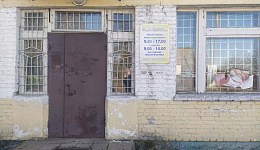 Здание магазина №4, Речицкий р-н, Холмечский с/с, д. Артуки, ул. Советская, 49А