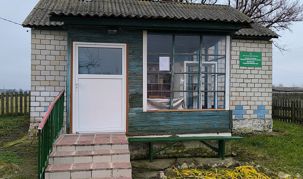 Здание фельдшерско-акушерского пункта, д. Звеняцкое, ул. Полевка, 8