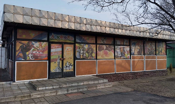 Кафе «Лакомка», г.п. Октябрьский ул. Советская, 44