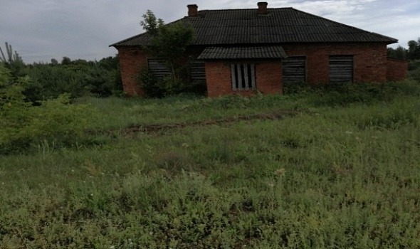 Здание клуба, Гомельская обл., Петриковский р-н, Птичский с/с., д. Бобречье