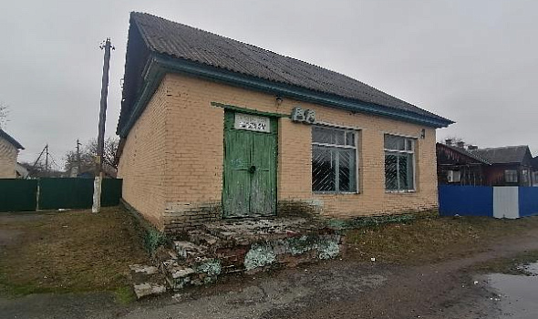 Здание магазина хоз.товары, д. Птич 